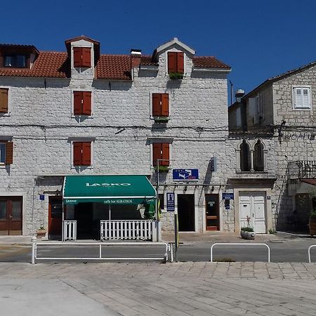 Apartments Riva Trogir Dış mekan fotoğraf