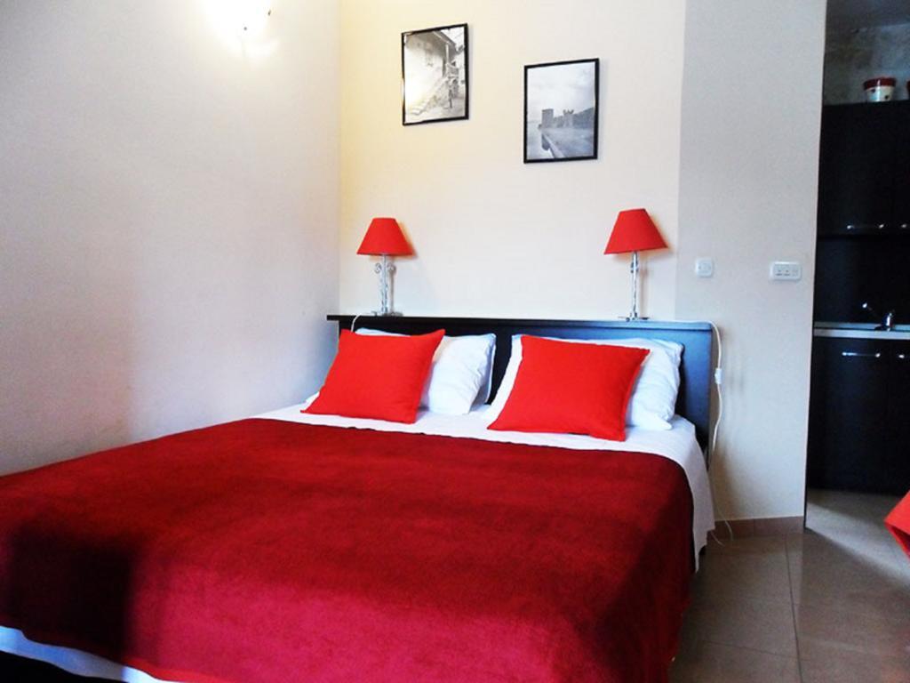 Apartments Riva Trogir Oda fotoğraf